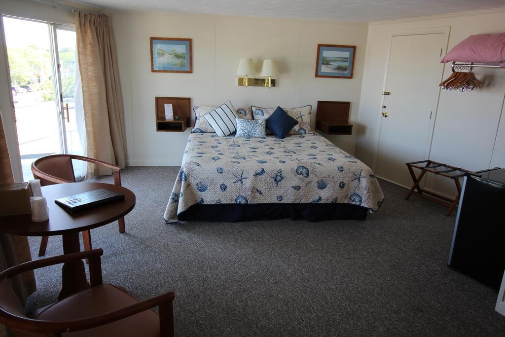Hyannis Holiday Motel 외부 사진