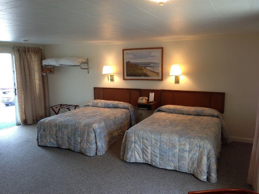 Hyannis Holiday Motel 외부 사진