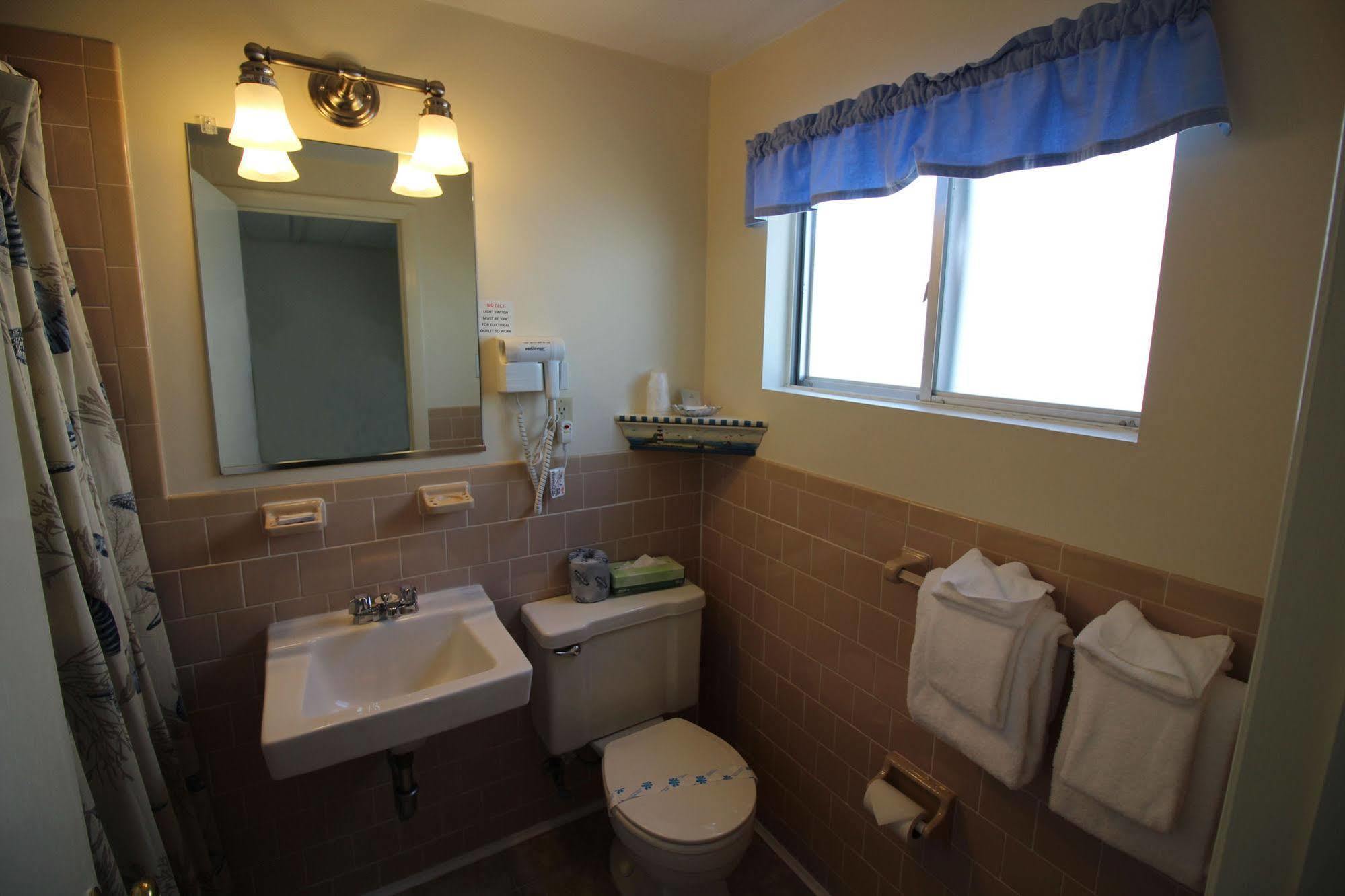 Hyannis Holiday Motel 외부 사진