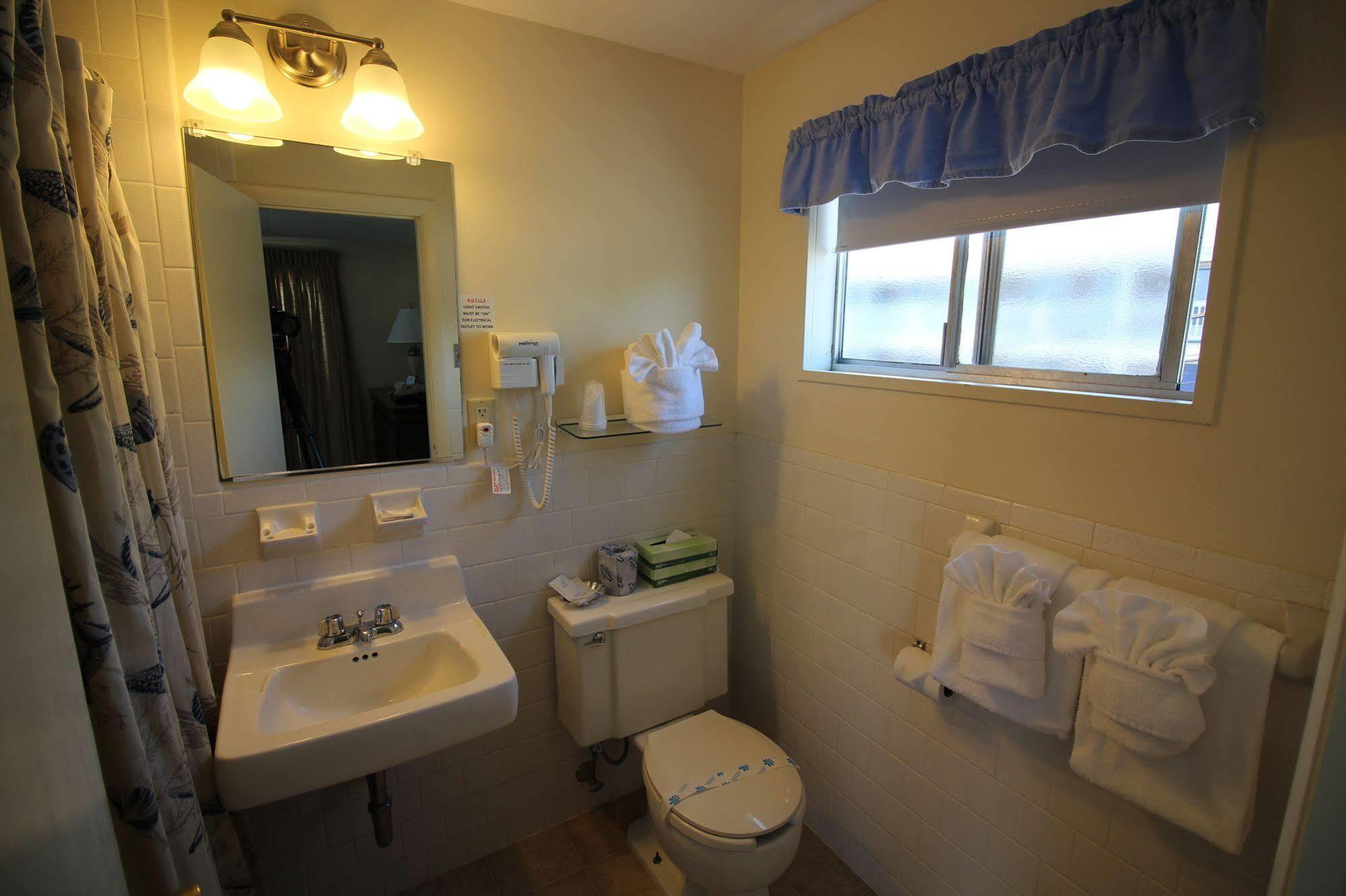 Hyannis Holiday Motel 외부 사진