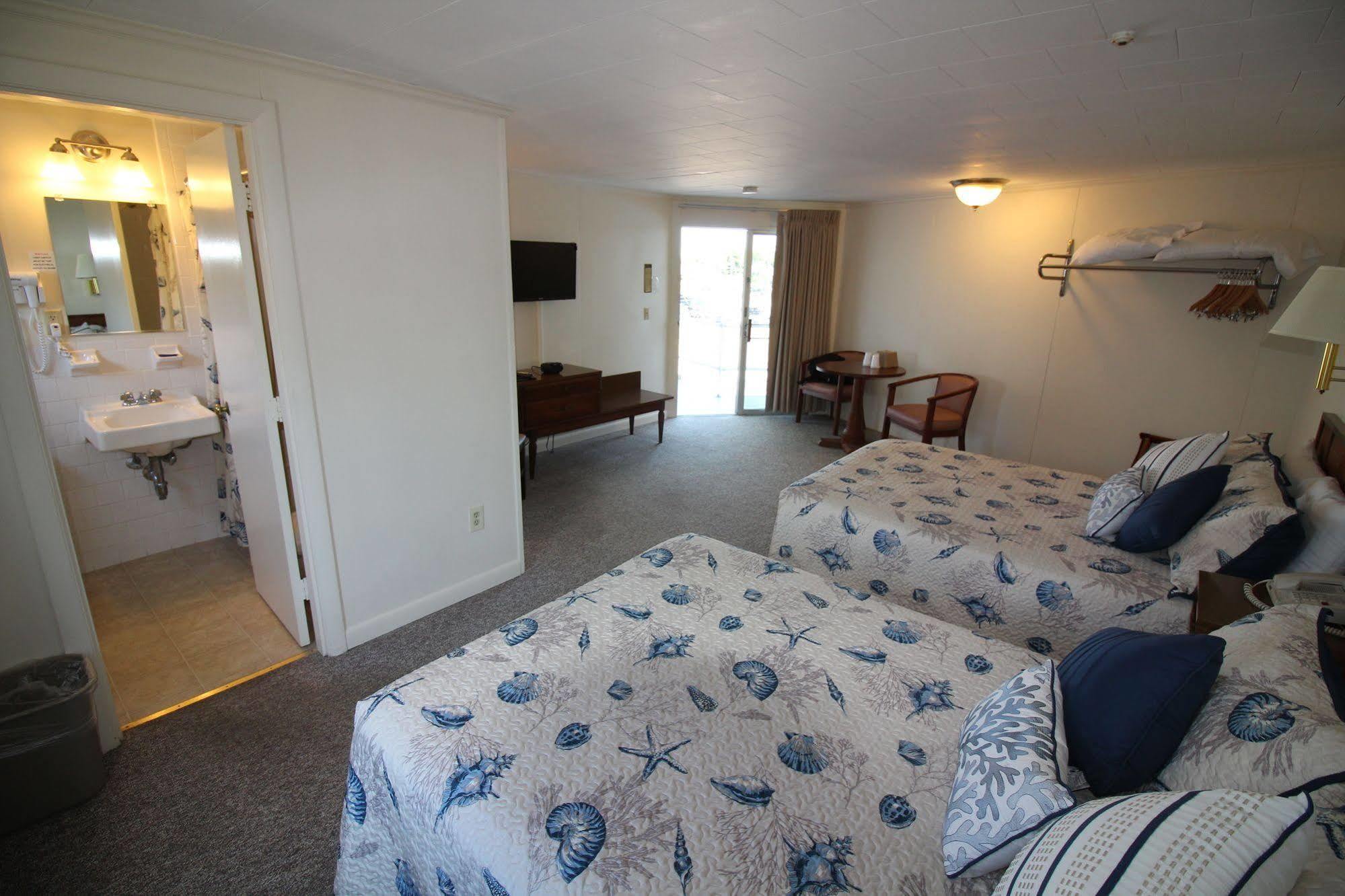 Hyannis Holiday Motel 외부 사진
